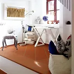 Retreat, Panoramic Sea View شقة *