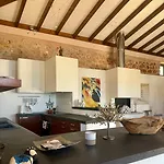 Retreat, Panoramic Sea View شقة