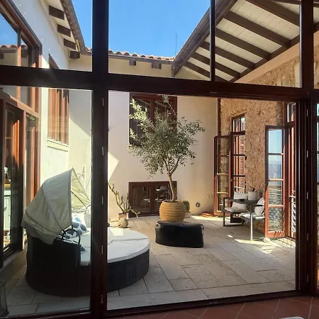 Retreat, Panoramic Sea View Apartmán