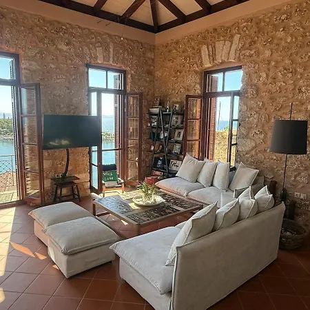 Apartment Retreat, Panoramic Sea View