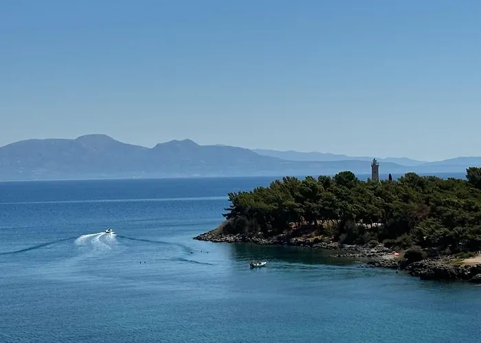 Retreat, Panoramic Sea View